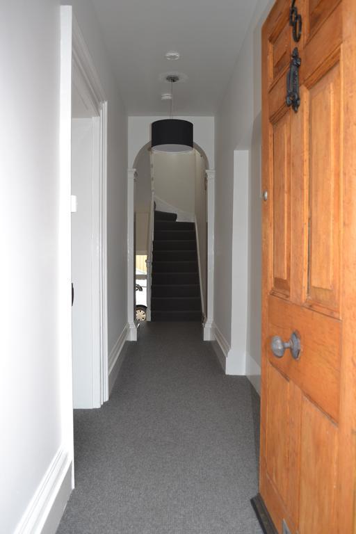 Portsea Place Hobart Room photo