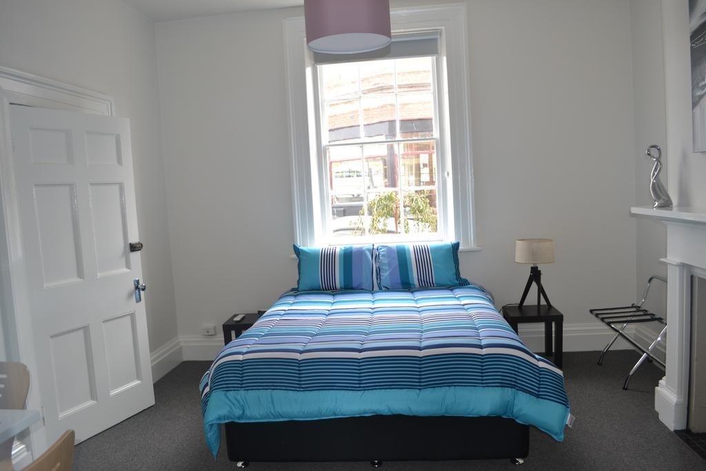 Portsea Place Hobart Room photo